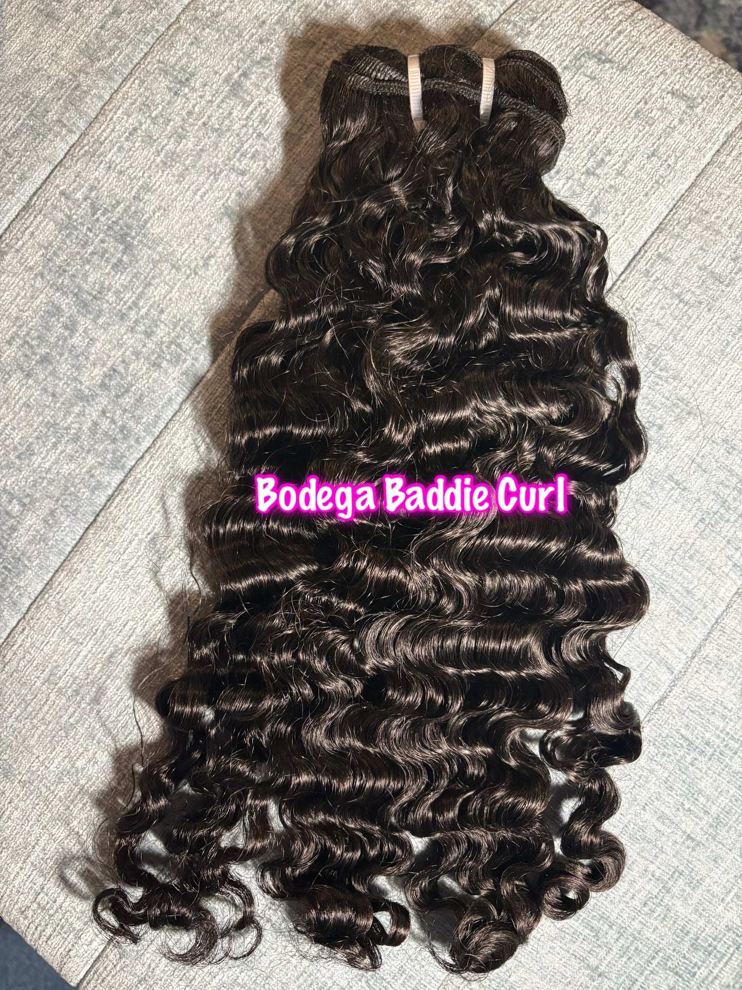 I’Slay Beauty Raw Bundles – Bodega Baddie Curl – Color 1B